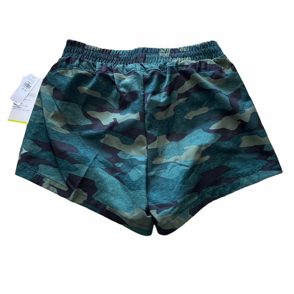 Old Navy Camo Athletic Shorts - Picture 2 of 3